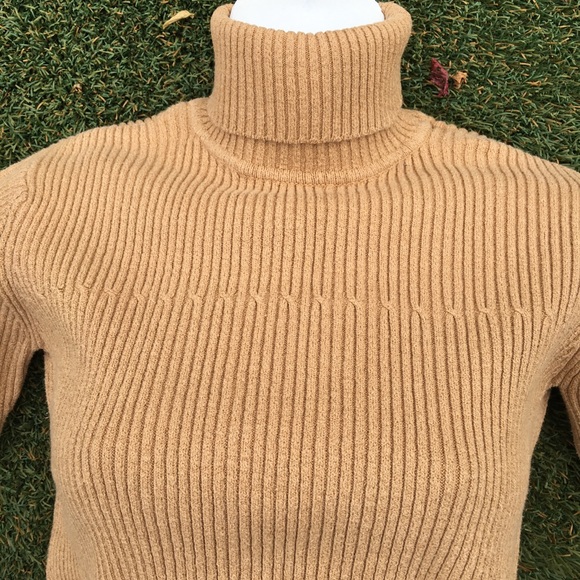 Columbia Turtleneck Sweater - Picture 2 of 5